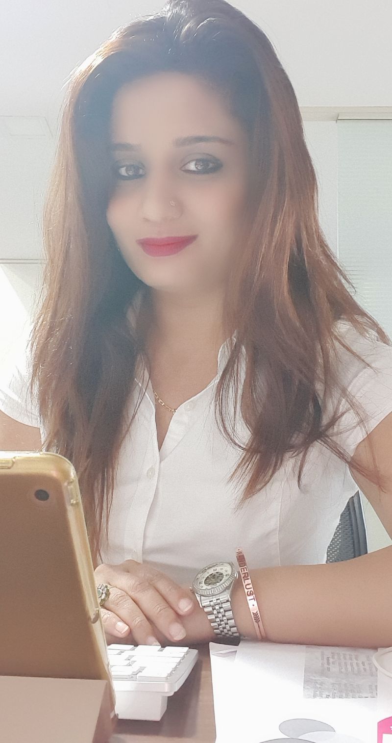 Hena Profile Pic