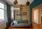 Leilani, Golden Earth Paisley Bloom Wallpaper