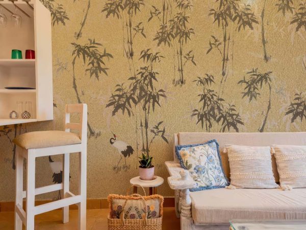 Mei, Golden Bamboo Crane Garden Wallpaper