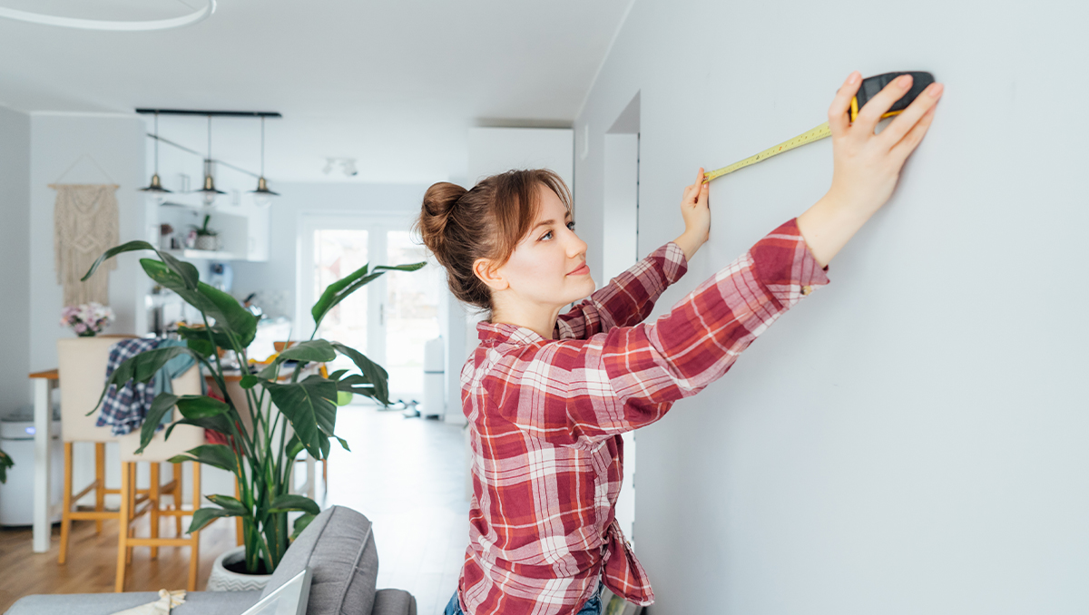 How to Measure for Wallpaper: A Step-by-Step Guide