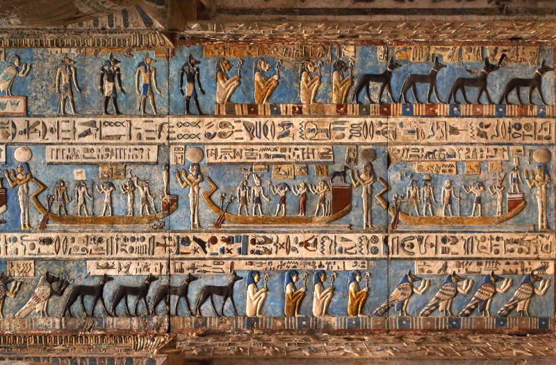 minimalist egyptian decor